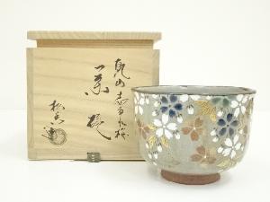 京焼　加藤松香造　乾山色絵枝垂れ桜茶碗（共箱）